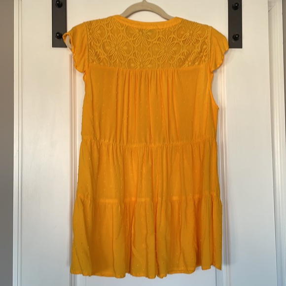 Smocked cap sleeve top - Picture 4 of 4